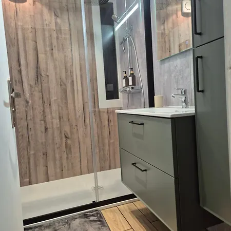 Les Jardinette 4 Personnes Holiday home Futeau